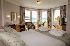 Superior Double Room | Desk, iron/ironing board, free cribs/infant beds, free WiFi - The Heritage Hotel (Torquay)