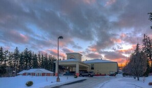 Property entrance - Hotel M Mount Pocono (Mount Pocono)