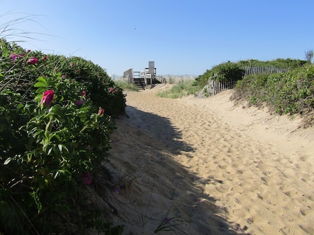 Front of property. Solé Beach