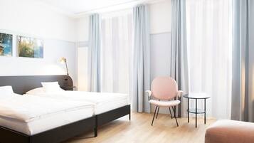 Double Room (Plus) | 1 bedroom, hypo-allergenic bedding, in-room safe, desk