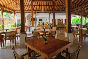 Breakfast, lunch, dinner served; Indonesian cuisine  - Pertiwi Bisma 1 (Ubud)