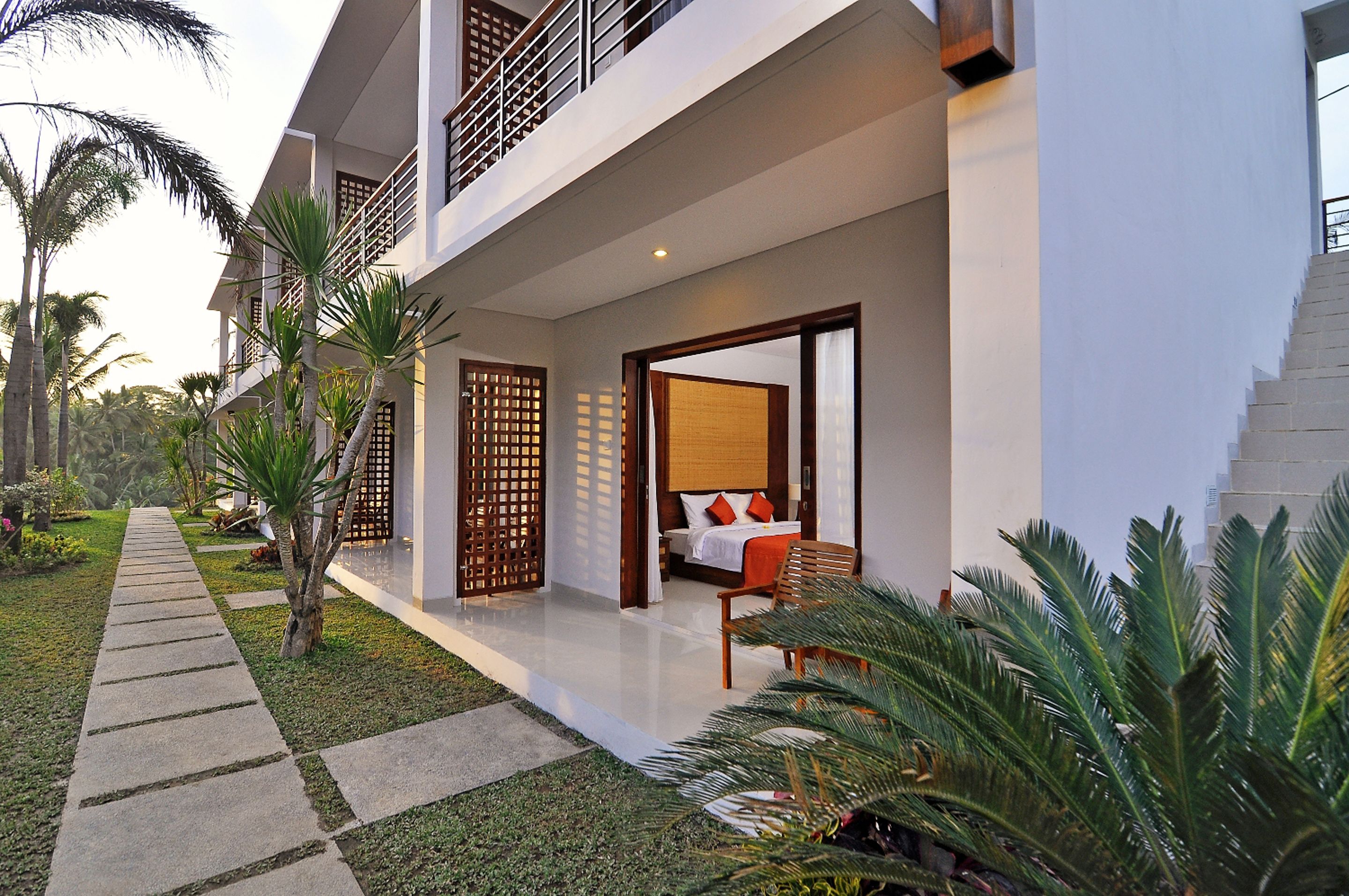 deluxe | terrace/patio