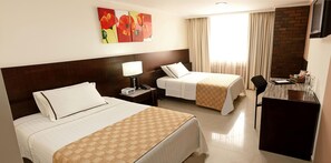 Minibar, free WiFi - Hotel Alameda de la 10 (Medellin)