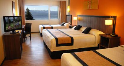 Huinid Pioneros Hotel