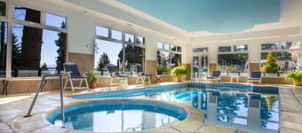 Huinid Pioneros Hotel