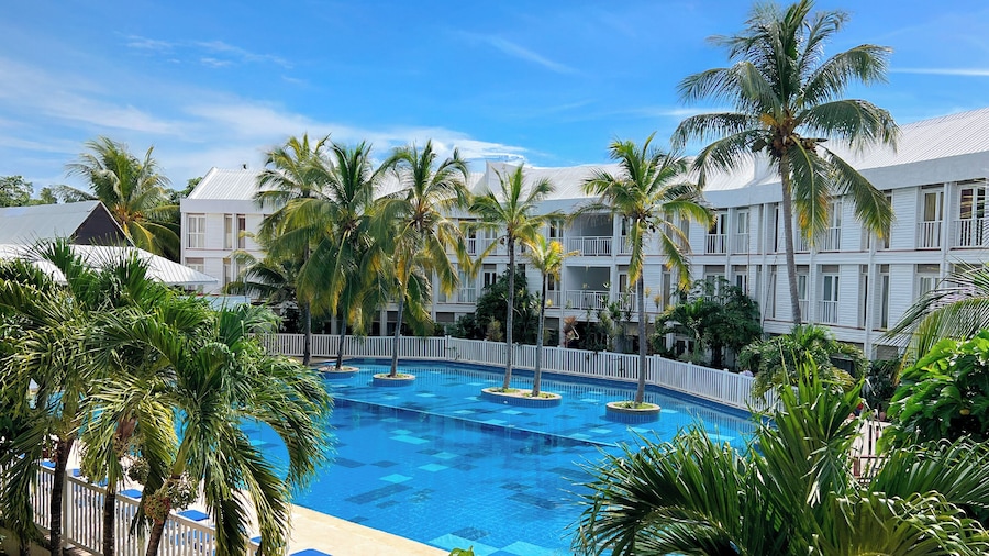 Hotel Blue Cove by On vacation