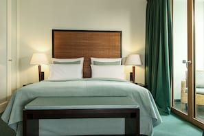 1 bedroom, premium bedding, down comforters, in-room safe