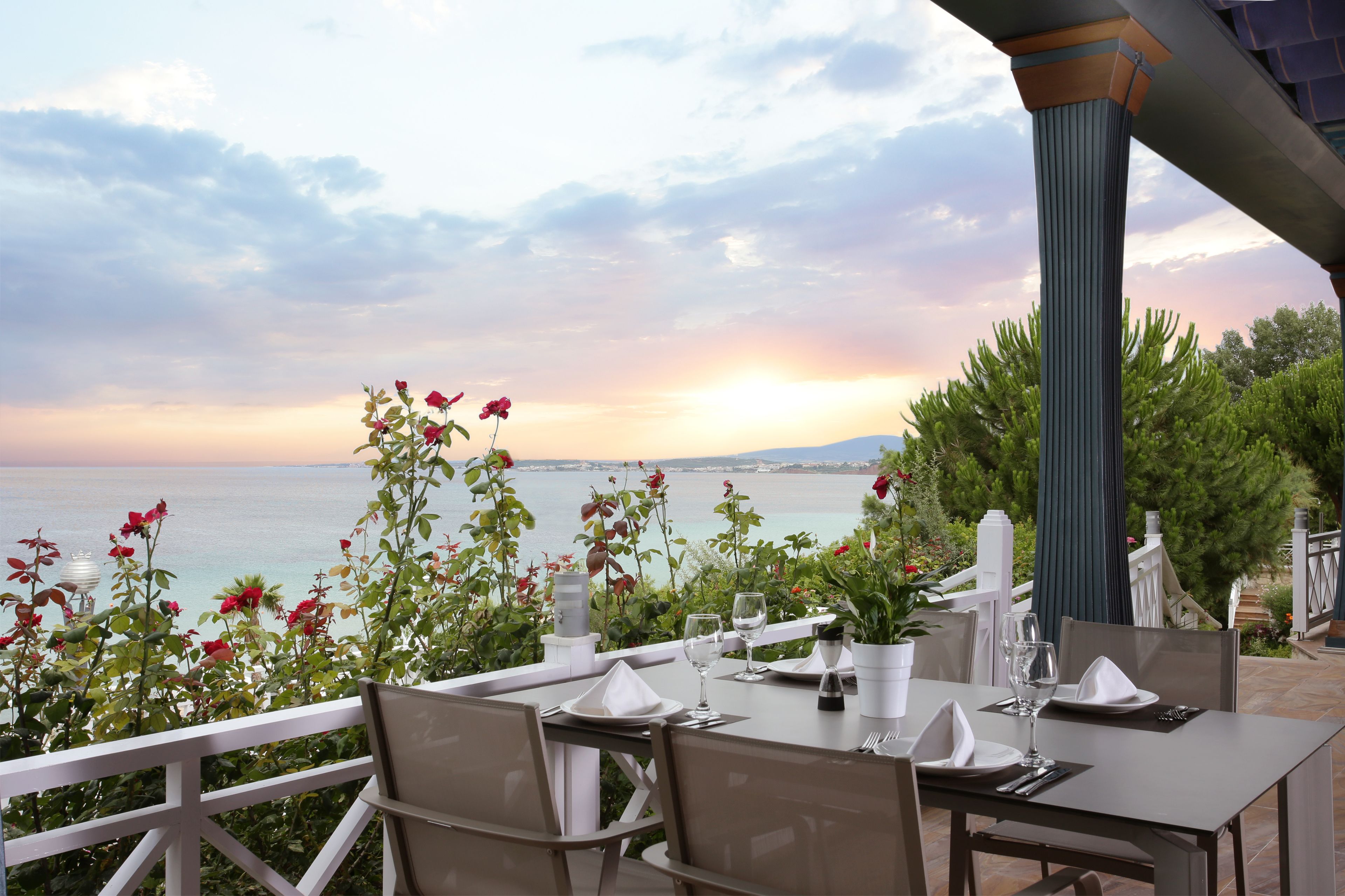 2 restaurants, breakfast, lunch, dinner served; mediterranean cuisine