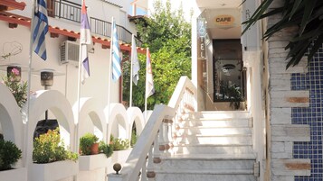 Entrada al alojamiento