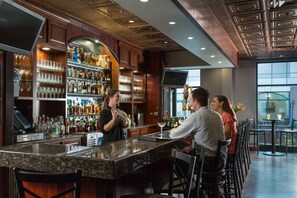 Bar (on property) - Hotel Anthracite (Carbondale)