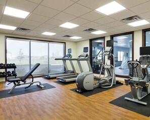 Fitness facility - Comfort Suites Fargo Medical Center (Fargo)