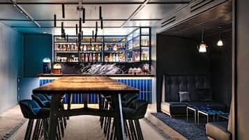 2 bares, bar de cocktails