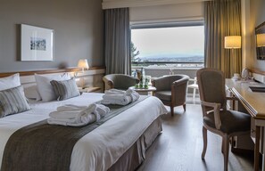 Superior Double Room, City View