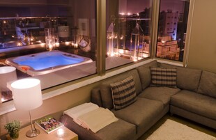 Executive Suite, Jetted Tub, Bay View | Living area | LCD TV