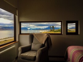 Deluxe Double Room, Sea View | Premium bedding, in-room safe, soundproofing, free WiFi