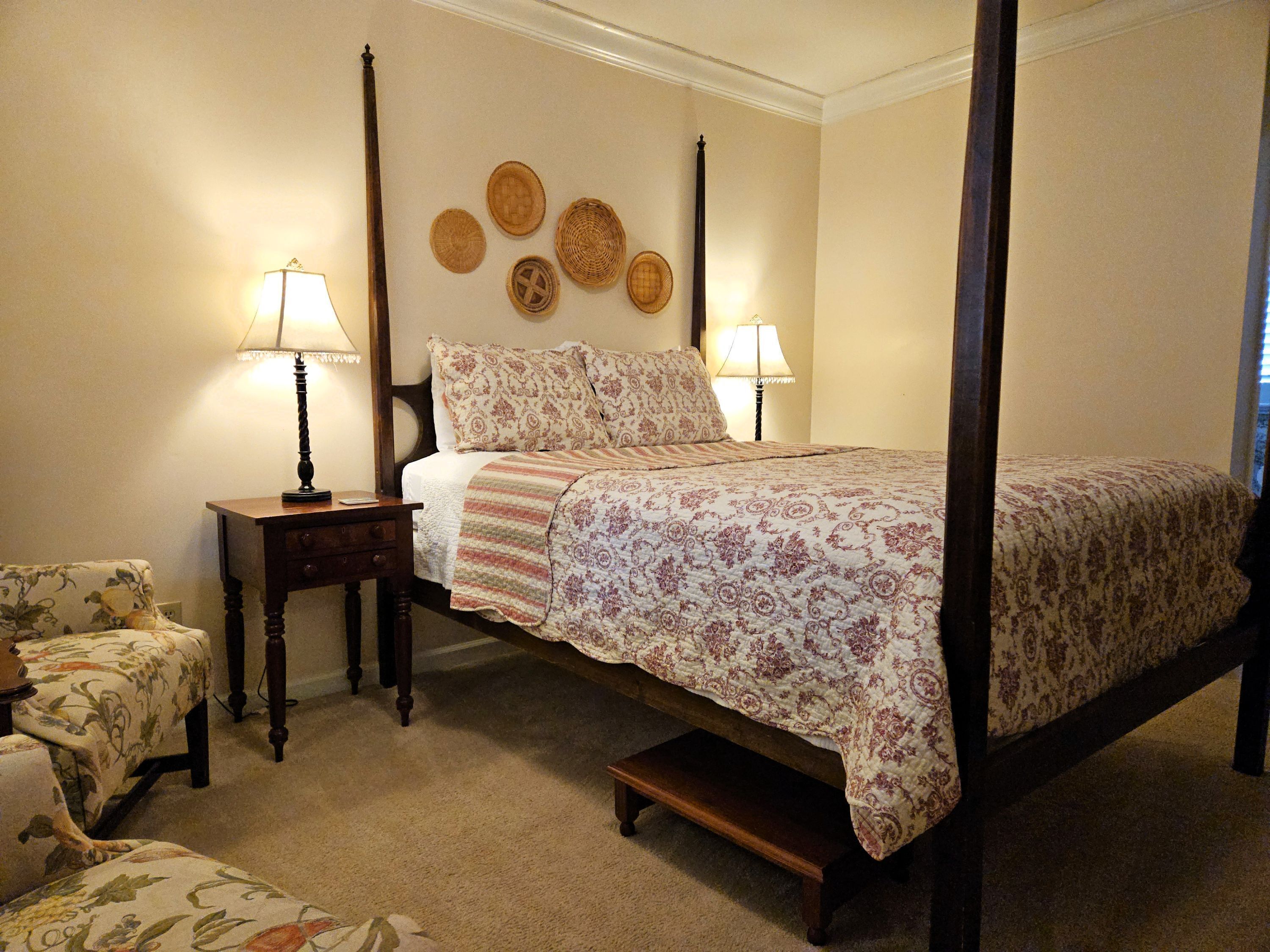 The Cardinal | Literie de qualité, décor unique, ameublement unique