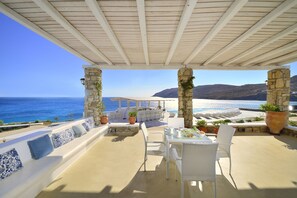 Villa – superior, 1 soverom, sjøutsikt | Terrasse/patio