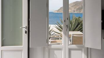 Superior Room, Multiple Beds, Sea View