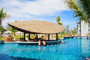 3 outdoor pools, pool umbrellas, pool loungers - Mai Khao Lak Beach Resort & Spa (TUI BLUE Mai Khaolak) (Takua Pa)