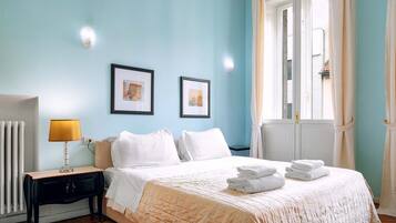 Egyptian cotton sheets, premium bedding, individually decorated