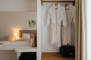 Suite Keluarga | 1 kamar tidur, seprai premium, minibar, dan brankas