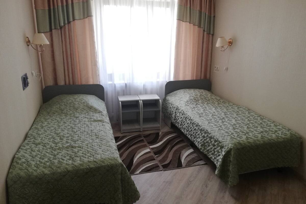 Comfort-Doppel- oder -Zweibettzimmer | 1 Schlafzimmer, Schreibtisch, laptopgeeigneter Arbeitsplatz