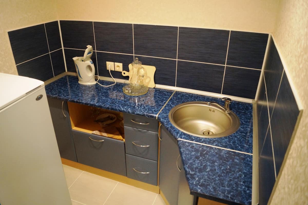 Kochgeschirr/Geschirr/Besteck