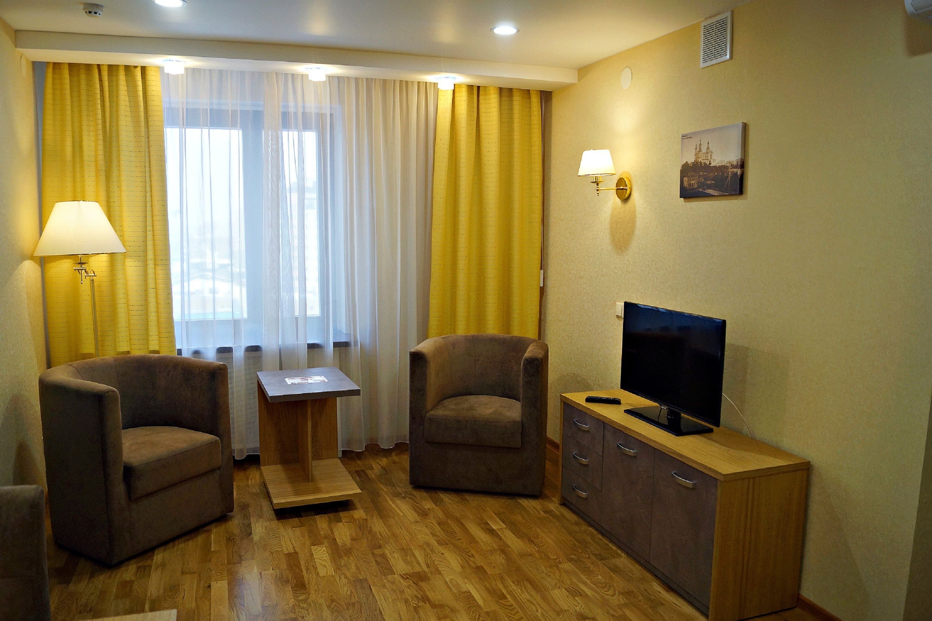 Suite superior | Sala de estar | Una televisión LCD