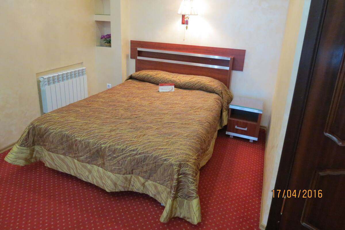 Suite | Minibar, in-room safe, desk, WiFi (free)