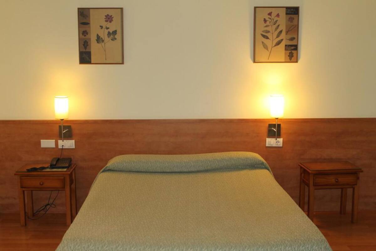 Double Room | Minibar, in-room safe, desk, soundproofing