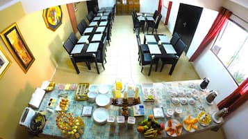 Desayuno buffet incluido todos los días