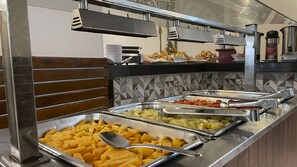 Free daily buffet breakfast -  Hotel Toné by On vacation (San Andrés)