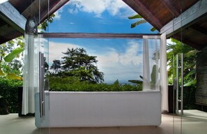 Deluxe Room, Ocean View | Premium bedding, minibar, in-room safe, blackout drapes