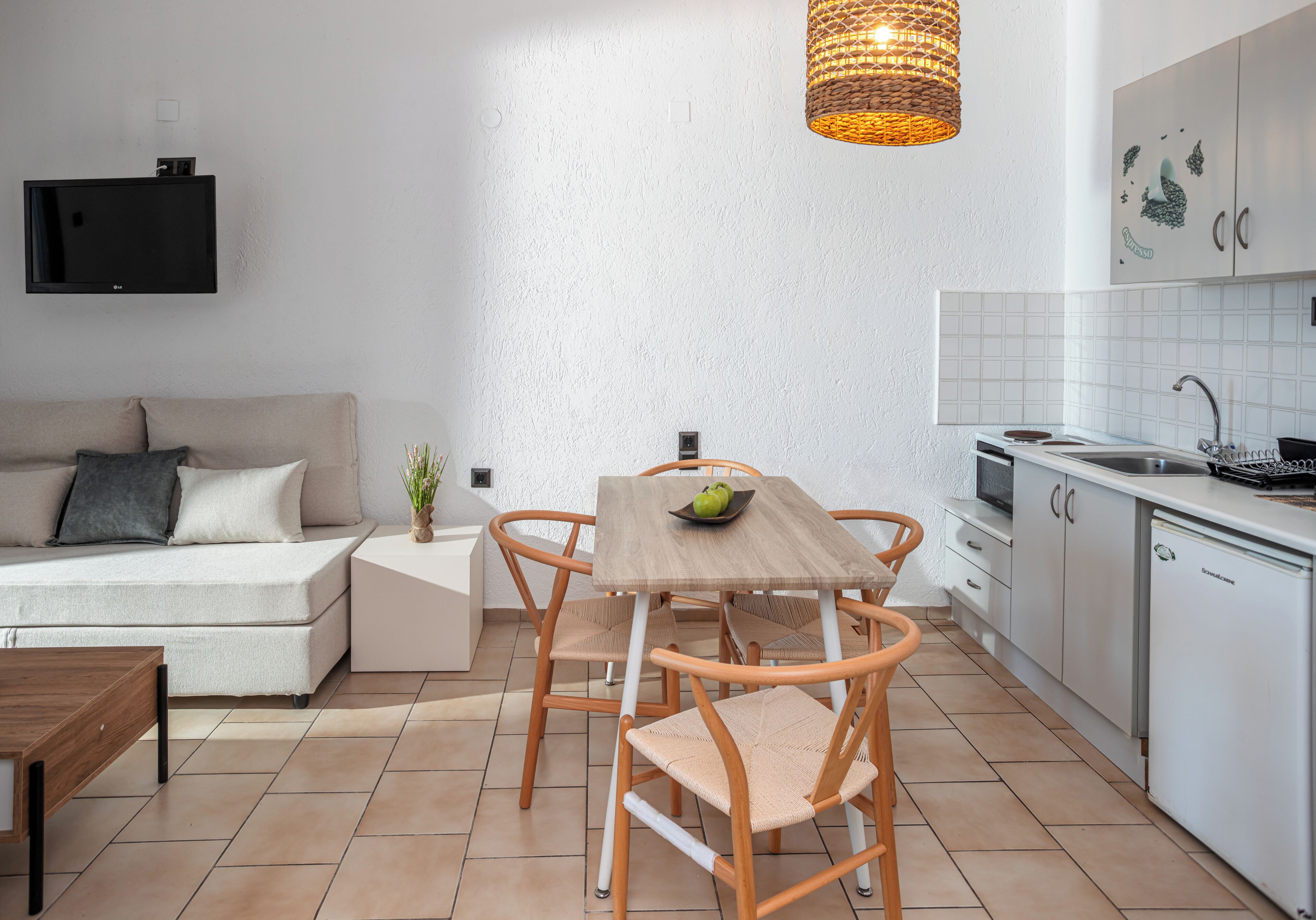 Studio, Sea View | Private kitchen | Fridge, oven, stovetop, coffee/tea maker