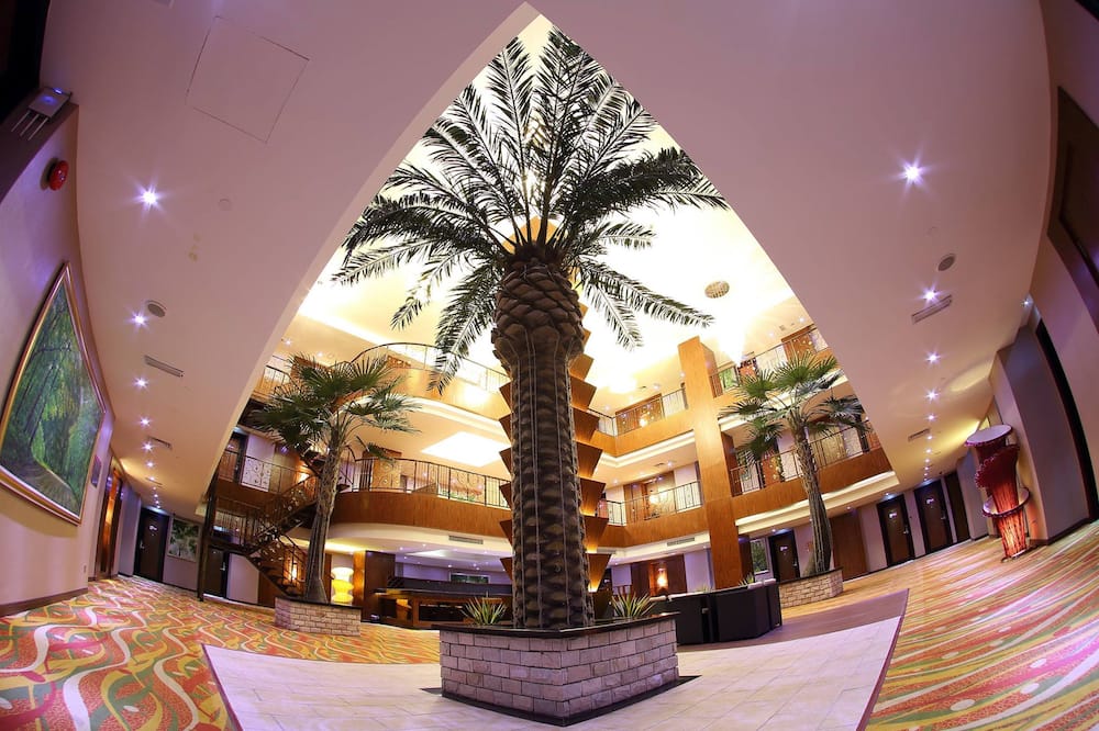 Meritz Hotel
