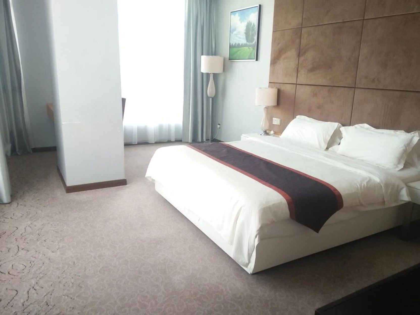 In-room safe, desk, iron/ironing board, free WiFi