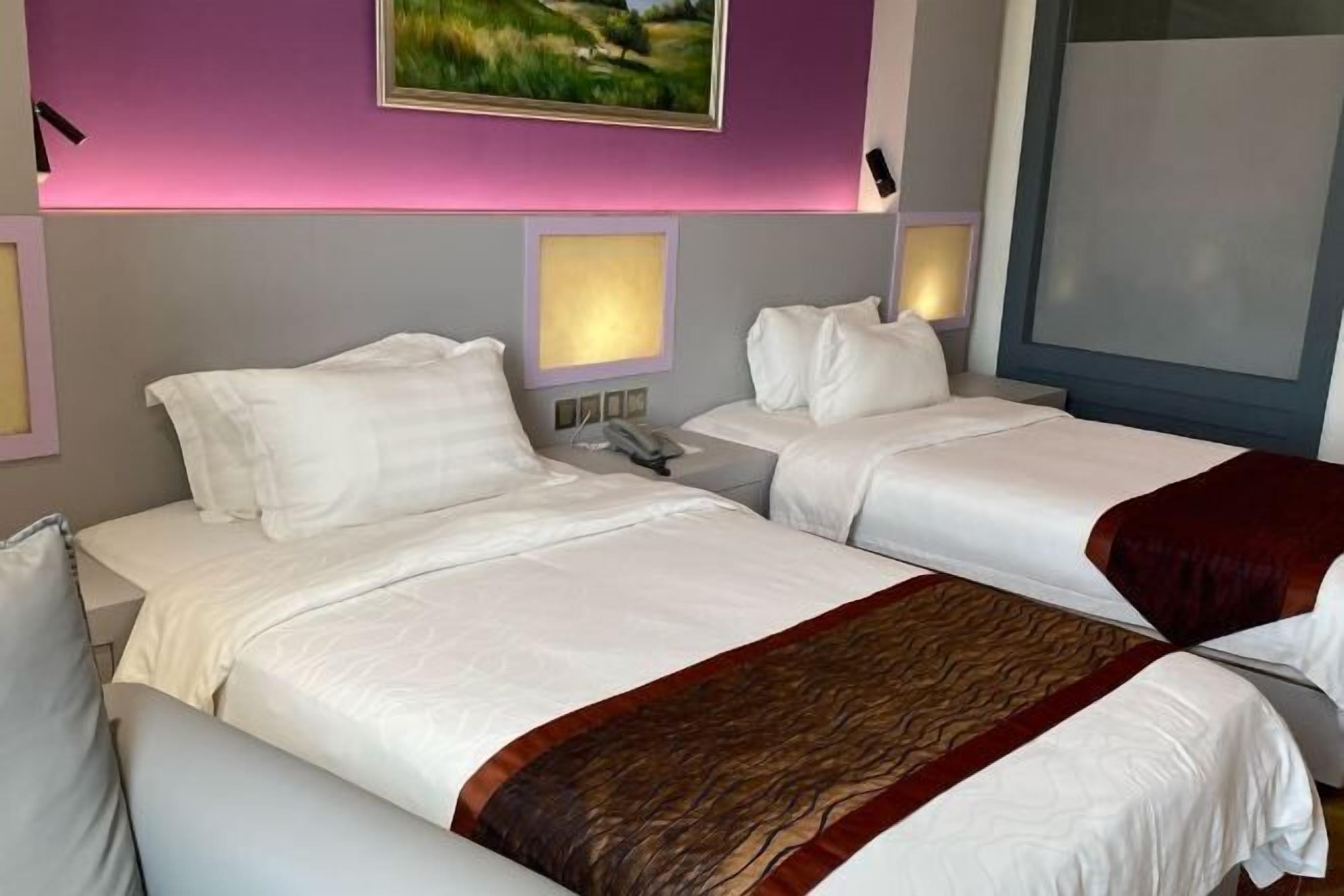 In-room safe, desk, iron/ironing board, free WiFi