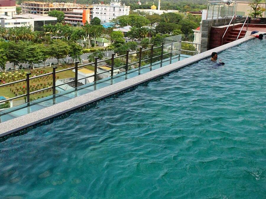 Outdoor pool, pool loungers