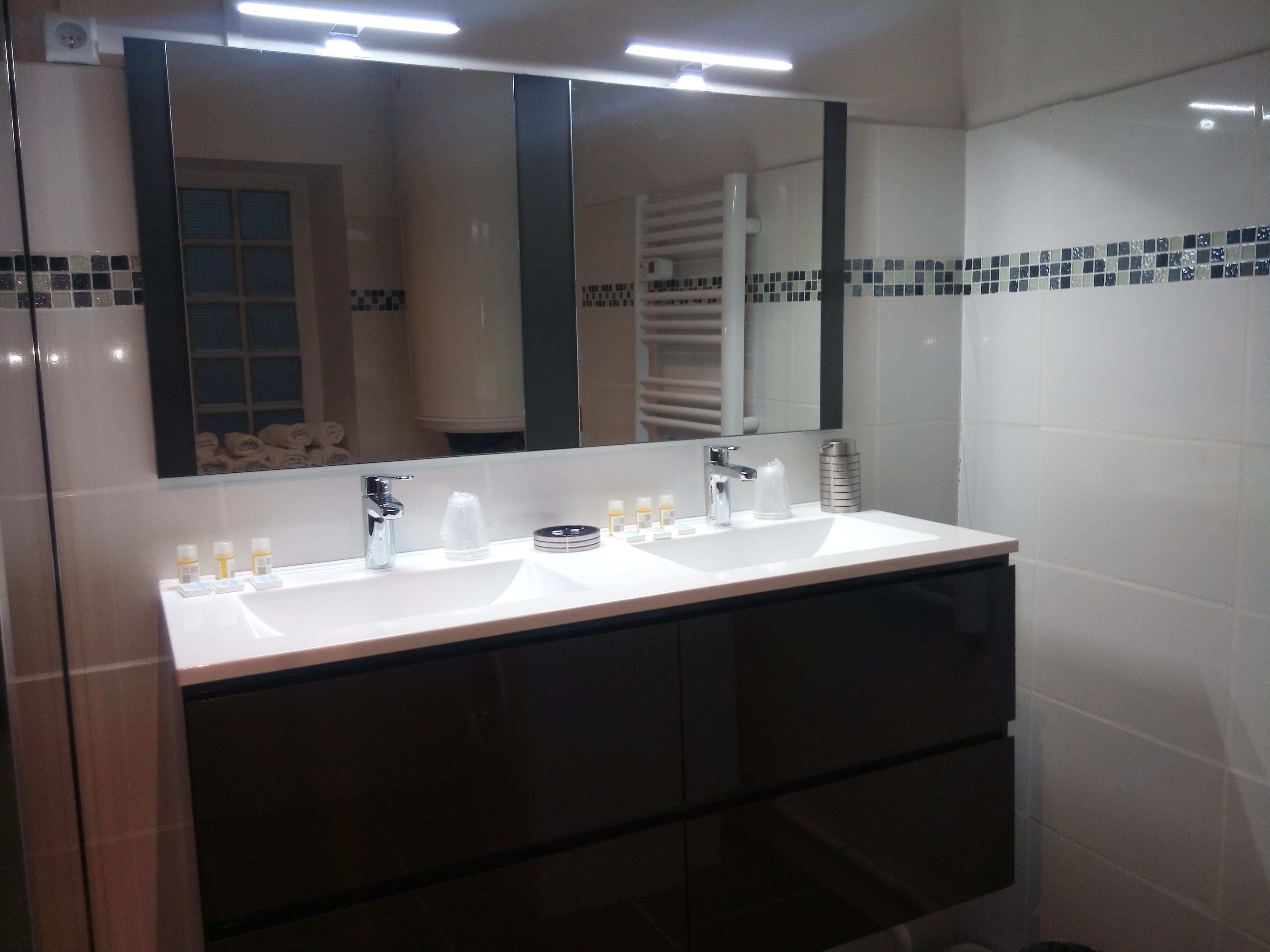 Photo - Hôtel Central