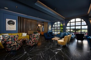 Interior detail - The Royal Hotel (Corfu)