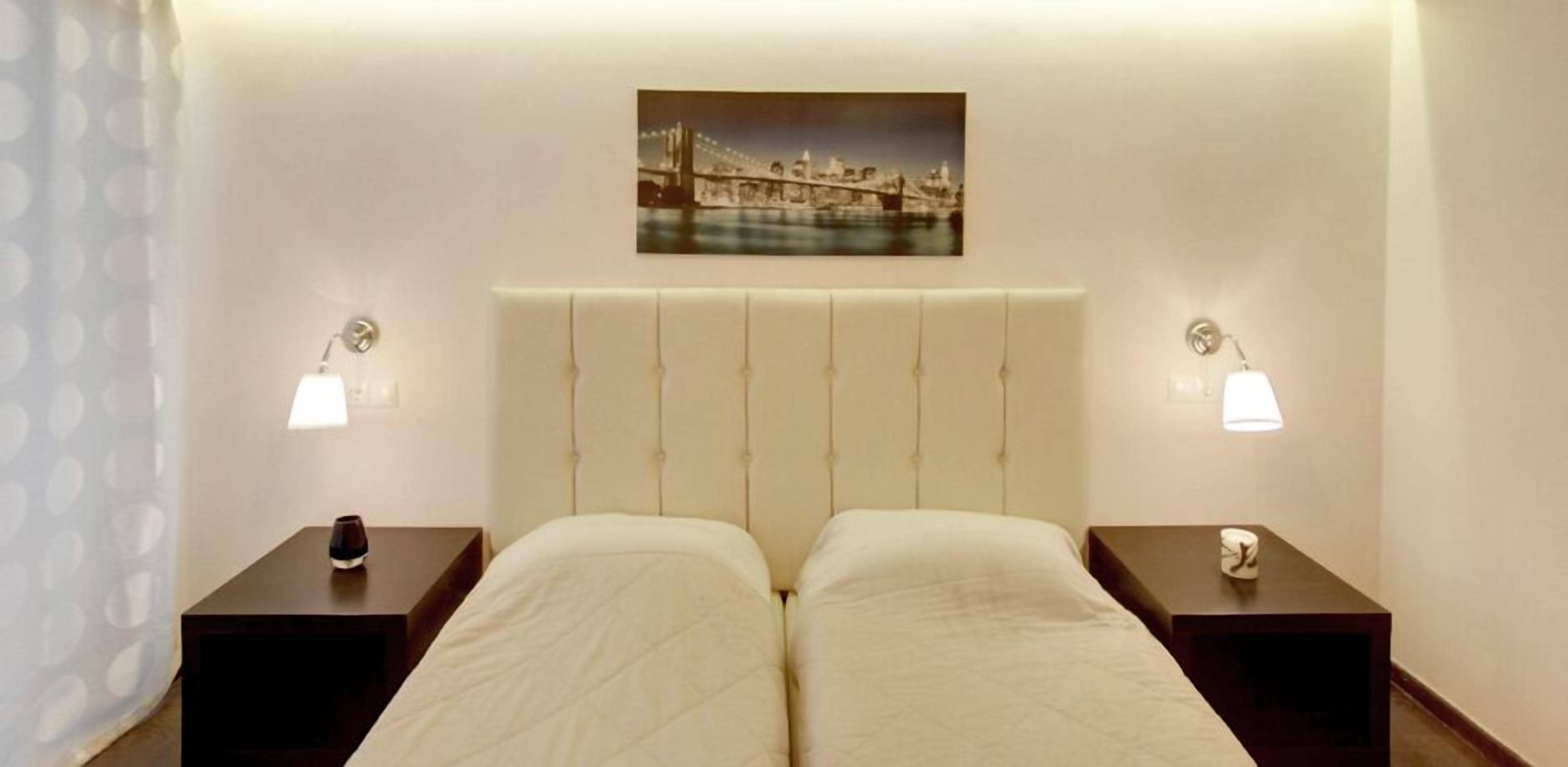 minibar, in-room safe, desk, laptop workspace