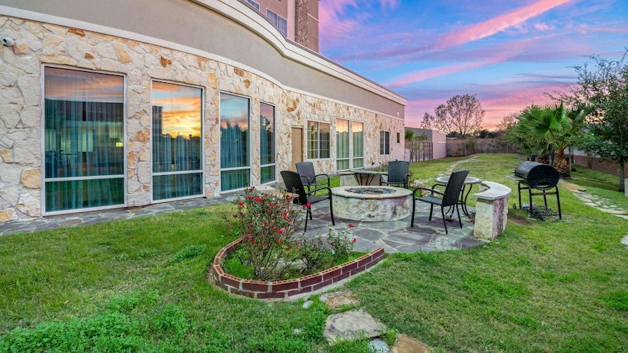 La Quinta by Wyndham Houston Willowbrook Vintage Park