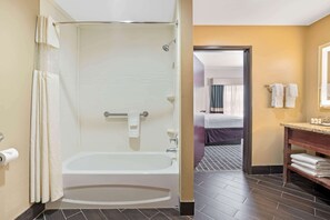 Amenidades de baño ecológicas, secadora de cabello, toallas 