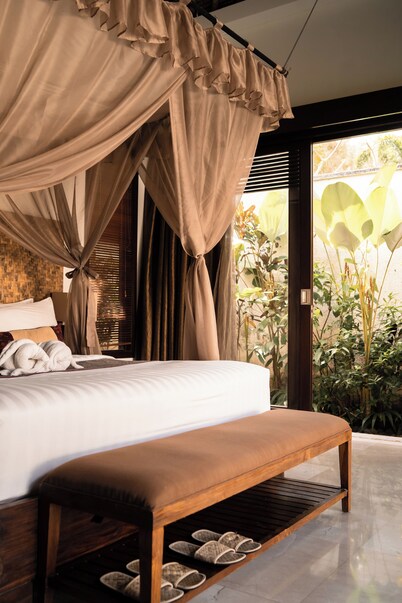 Mahagiri Villas & Spa Dreamland