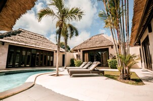 Down comforters, Select Comfort beds, minibar, in-room safe