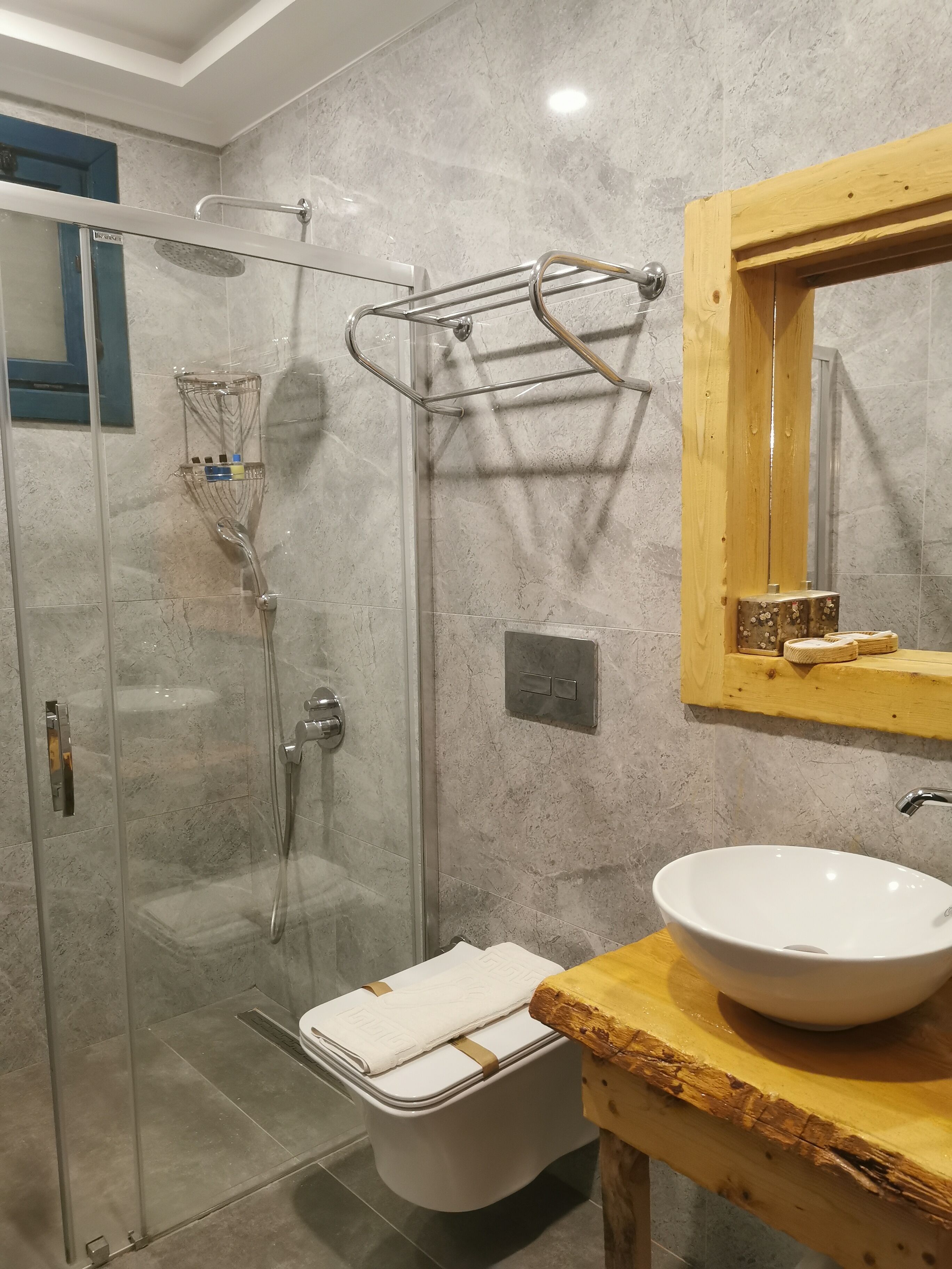 stone sea view standard room | bathroom | separate bathtub and shower, jetted bath, rainfall showerhead