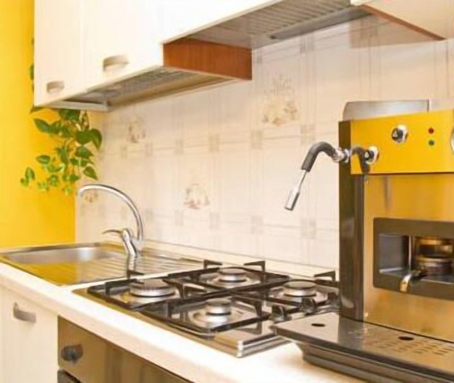 Tägliches inbegriffenes kontinentales Frühstück