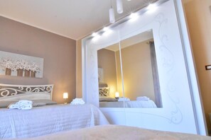 Escritorio y wifi gratis