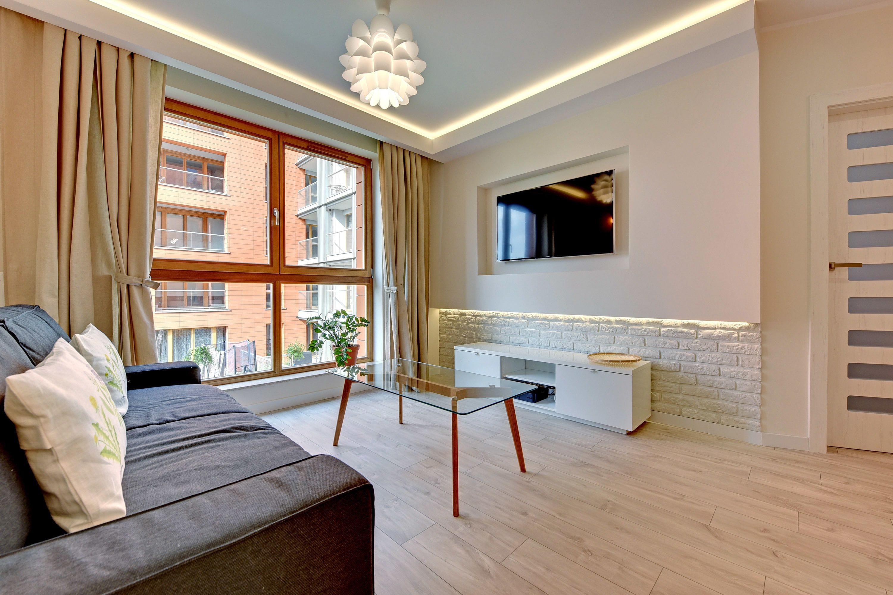 Desk, iron/ironing board, rollaway beds, free WiFi