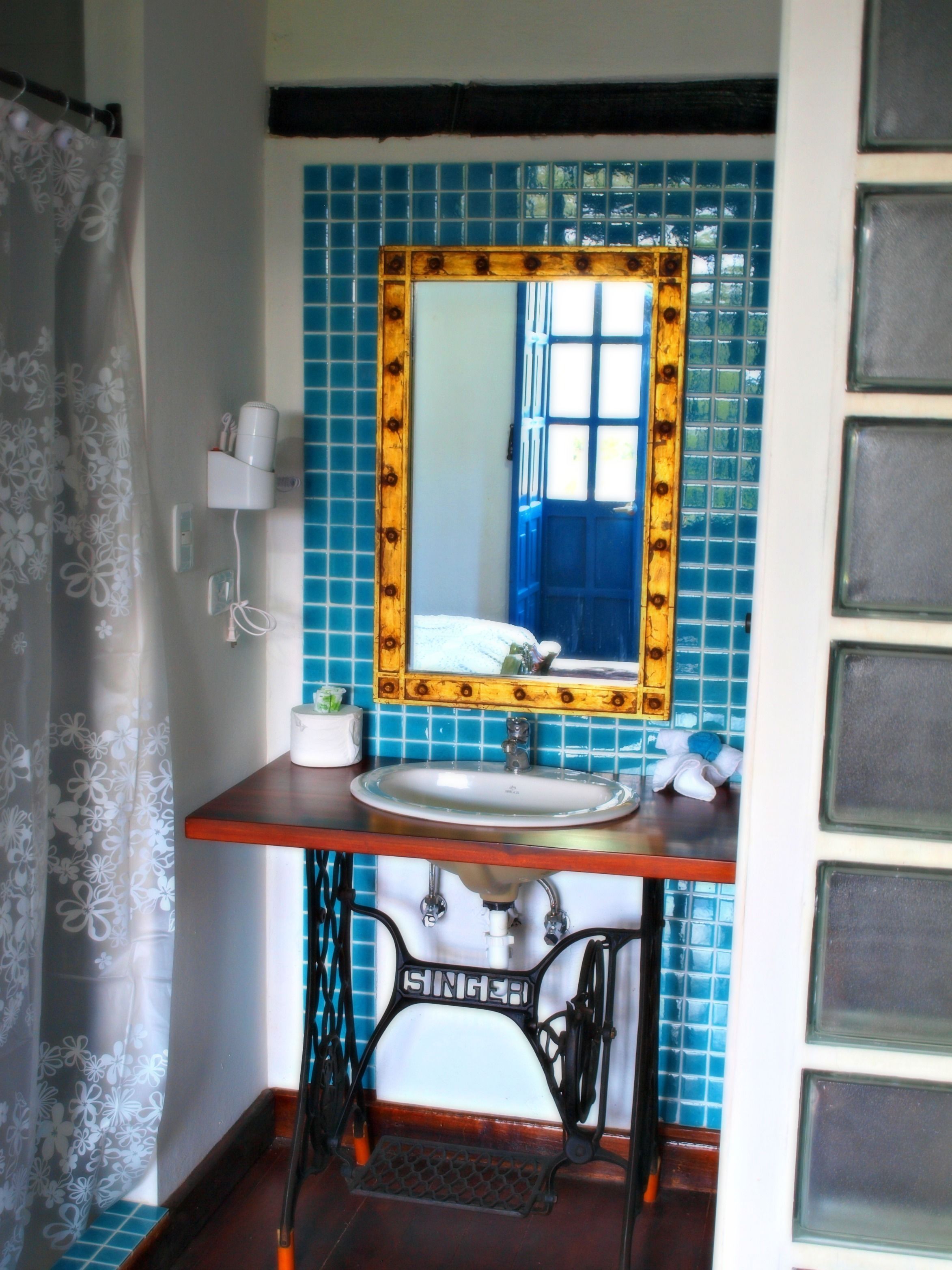 junior room, 1 queen bed | bathroom | hair dryer, towels, soap, shampoo